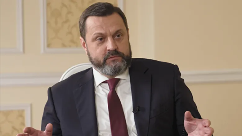 Євросоюз вводить нові санкції проти Деркача та Карякіна за підтримку агресії