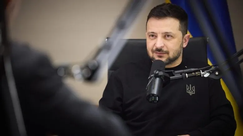 Рівень довіри до Зеленського в Україні знижується — опитування КМІС