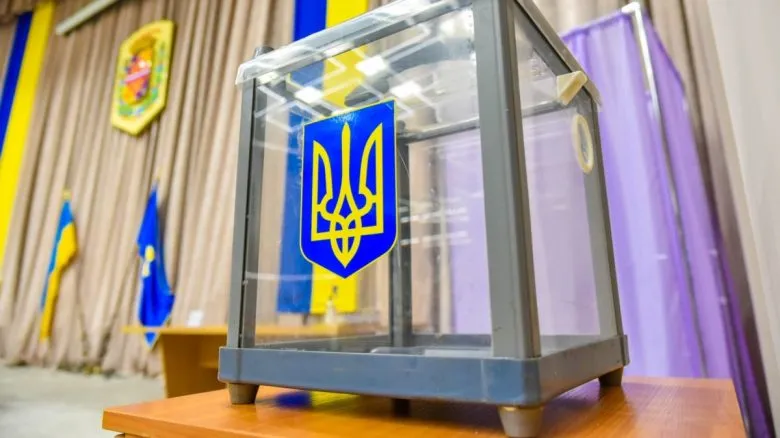 Зеленський не планує вибори через воєнний стан в Україні