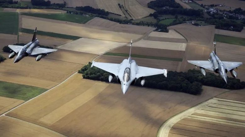 Истребители F-16 и Mirage-2000 защитили Украину от ракетной атаки РФ