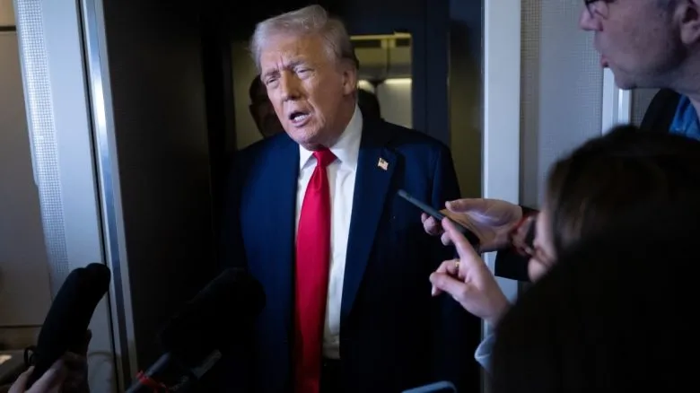 Трамп попереджає Зеленського про наслідки відмови від угоди щодо корисних копалин