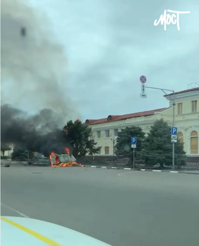 Массированный обстрел Херсона: повреждён вагон поезда ‘Херсон – Львов’