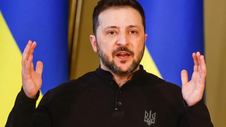 Зеленский обсудил иностранный контингент в Украине с военными Франции и Великобритании