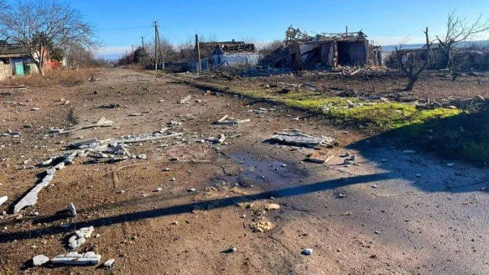 Российские войска расстреляли автомобиль в Веселом: полиция собирает доказательства