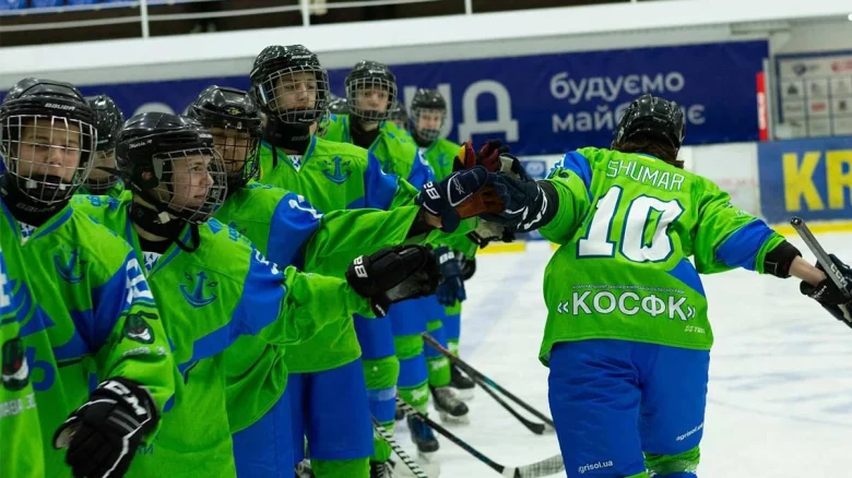 Херсонська юнацька команда з хокею виграла чемпіонат України