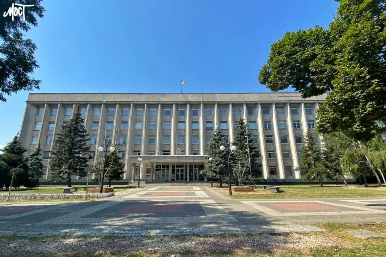 Зарплаты руководства Херсонской МВА в апреле 2025 года