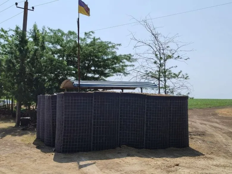У Білозерській громаді встановлено захисні конструкції для безпеки