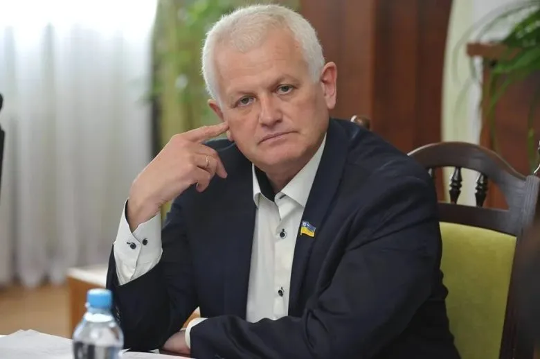 Суд восстановил результаты проверки декларации ректора ХДУ Александра Спиваковского
