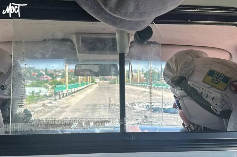 Евакуация на Херсонщине: 211 человек и 159 тел погибших