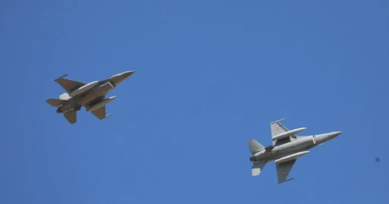 Румынские F-16 обнаружили беспилотник, Зеленский прокомментировал угрозу