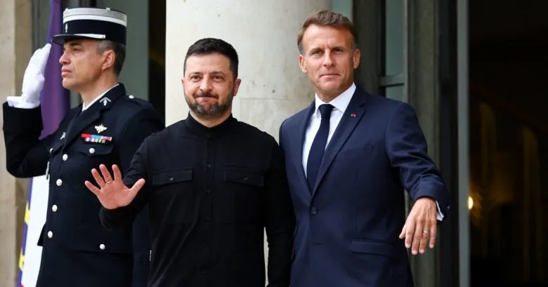 Зеленський і Макрон обговорили наслідки нічного обстрілу в Україні
