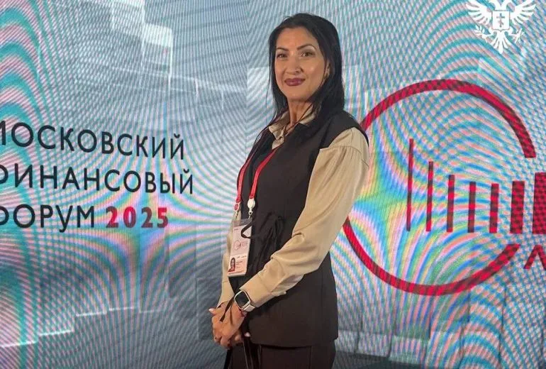 Юлию Рассадину, бывшую и.о. министра финансов Херсонщины, осудили на 10 лет