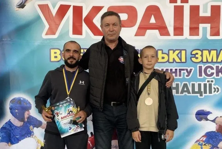 Херсонські кікбоксери здобули медалі на Кубку України та всеукраїнських змаганнях