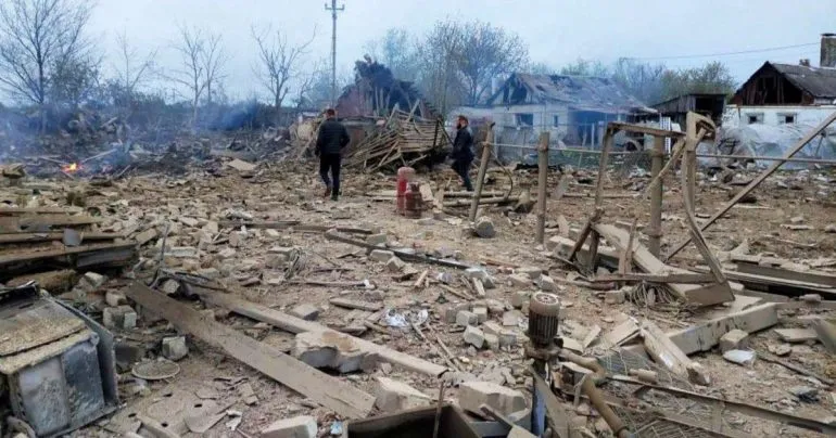 Двоє людей постраждали в Павлограді через російську атаку