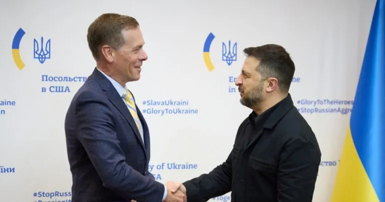 Зеленський обговорив з виробниками зброї підтримку України у США