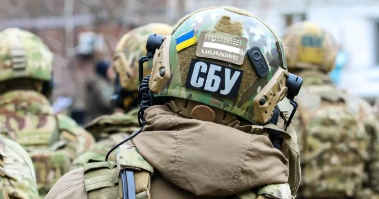 СБУ затримала далекобійника, підозрюваного в коригуванні російських ударів