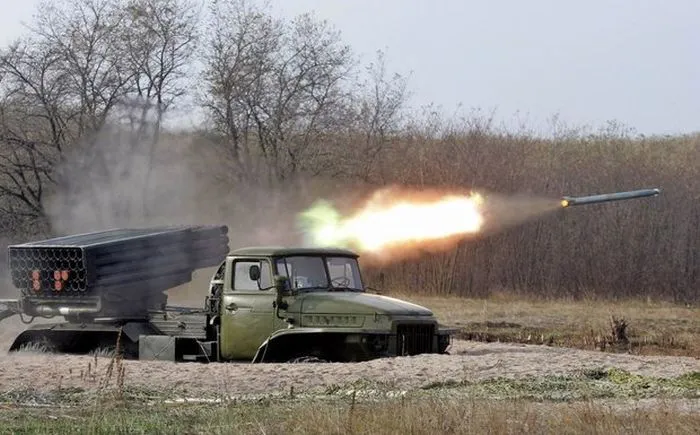 Російські військові обстріляли Шуменський мікрорайон тричі