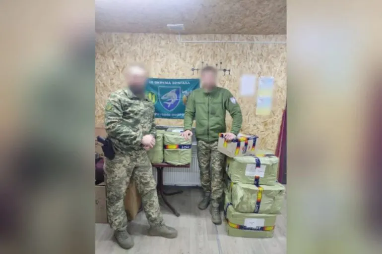 Голопристанська громада закупила термогрілки для захисників Херсонщини