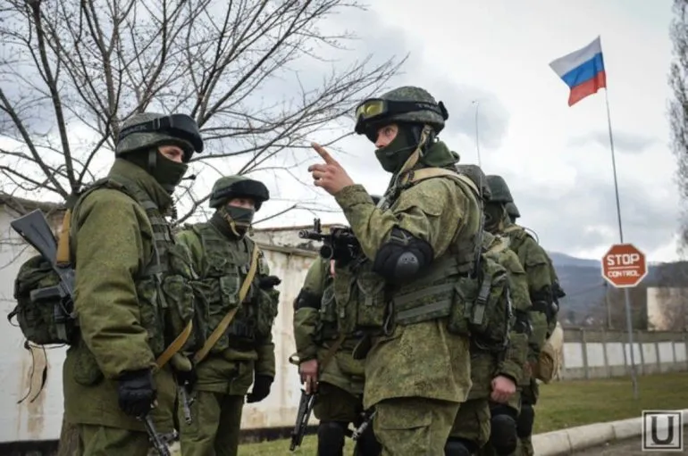 В окупованій Каховці російська ФСБ викрала десятки чоловіків