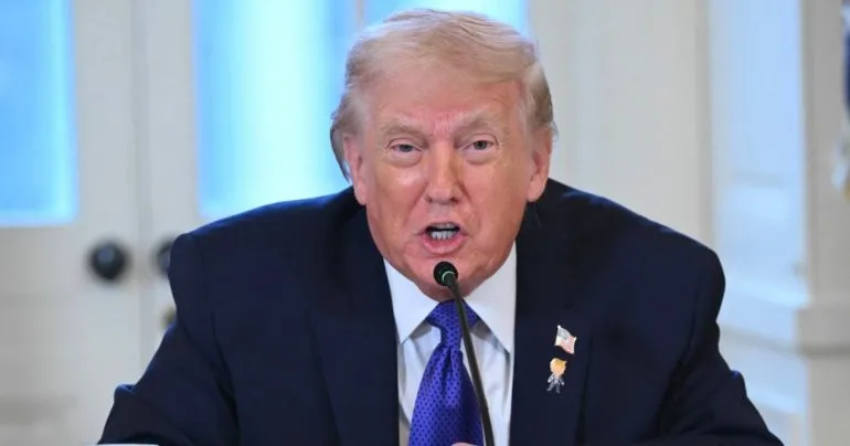 Трамп: Украина задерживает заключение мирного соглашения, а не Россия