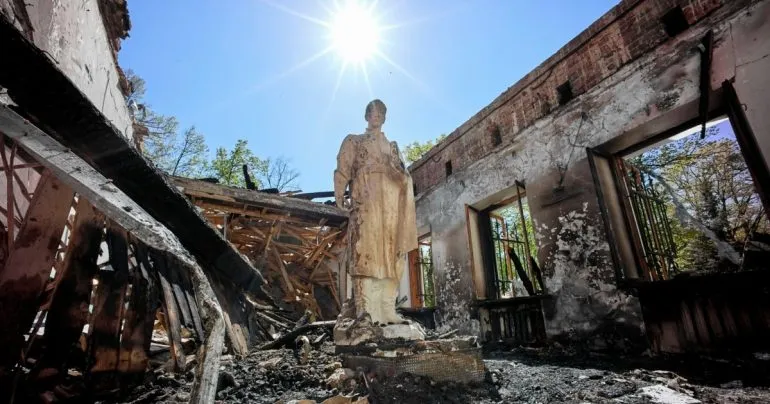 Мінкульт затвердив евакуацію музейних предметів із зони 50 км від фронту