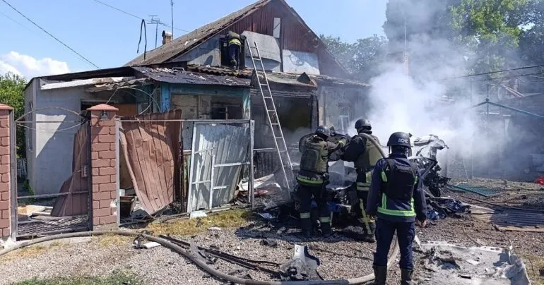 Трое раненых в результате обстрелов Никопольского района