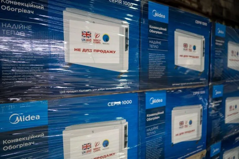 У Херсоні передали понад 1000 обігрівачів для вразливих мешканців