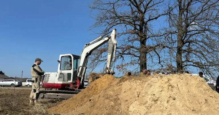 Угли на Рівненщині: пошукові роботи жертв Волинської трагедії