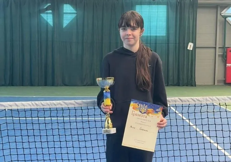 Мария Беленка – финалистка всеукраинских соревнований по теннису U16