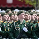 Кремль пояснив, чому парад 9 травня проходитиме без військової техніки