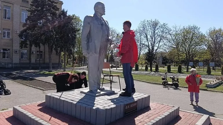 У Генічеську планують демонтаж пам’ятника Леніну для фонтану