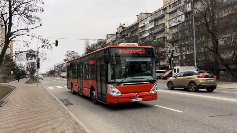 У Херсоні обмежили рух транспорту через загрозу безпілотників