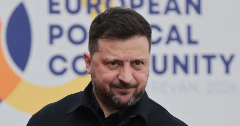 Зеленский объявил о возвращении активов Ощадбанка из Венгрии