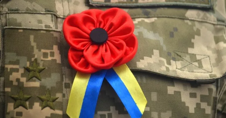 Зеленский: украинцы снова вынуждены останавливать зло 81 год спустя