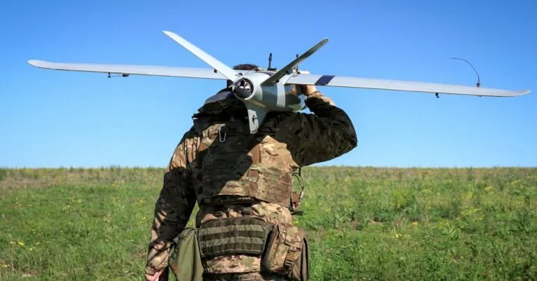 Українські дрони обмежують можливості росії в транспортуванні військ