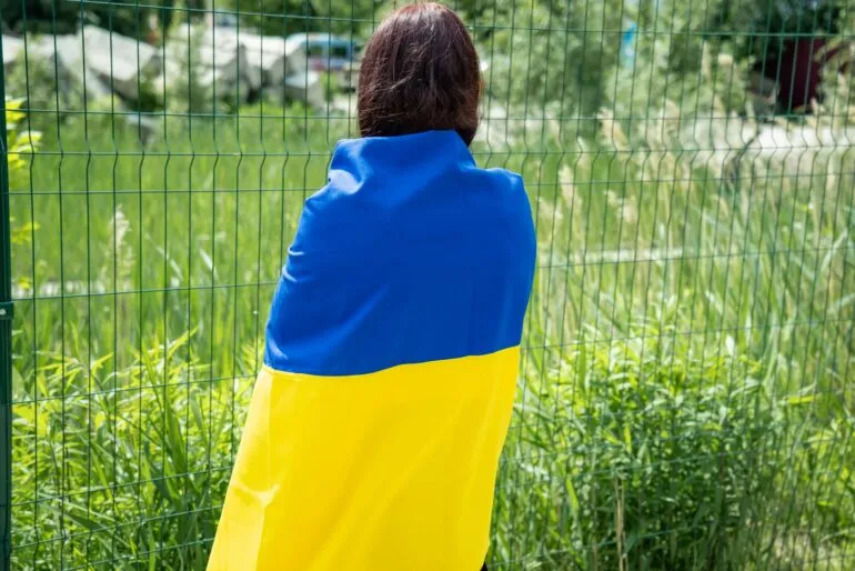 З Херсонщини повернули 17-річну дівчину, яку заманили у військовий табір