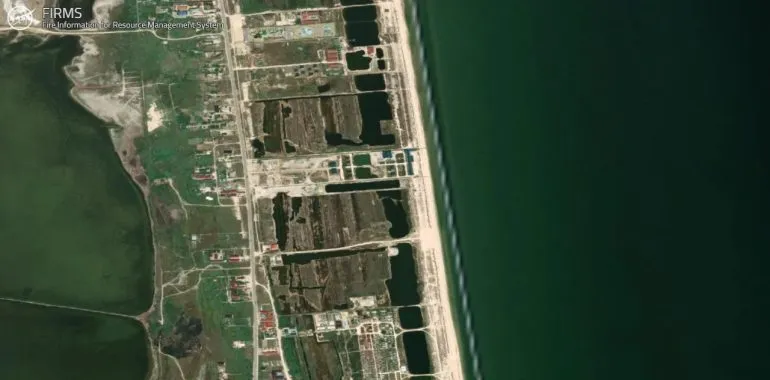 NASA зафіксували великі пожежі у Генічеській Гірці після атаки на ФСБ
