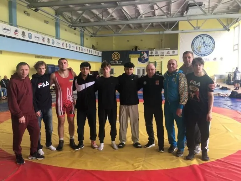 Спортсмени з Херсонщини здобули медалі на чемпіонаті України з боротьби