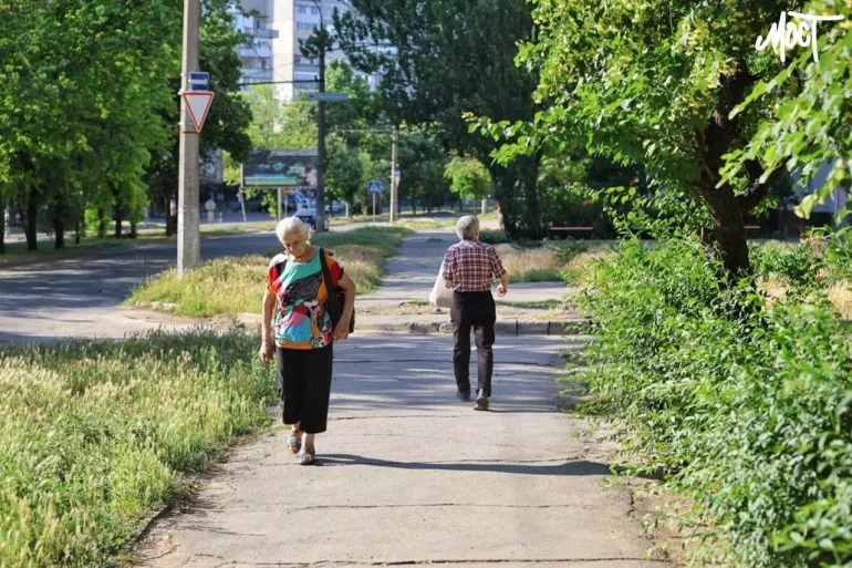 Херсонці довіряють ДСНС і комунальникам більше, ніж військовим адміністраціям