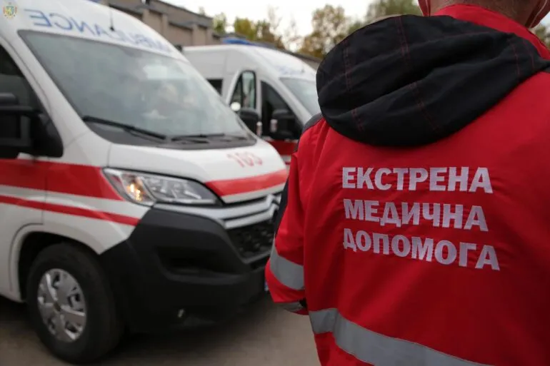Херсонские медики получили 43 миллиона гривен за работу в зоне боевых действий